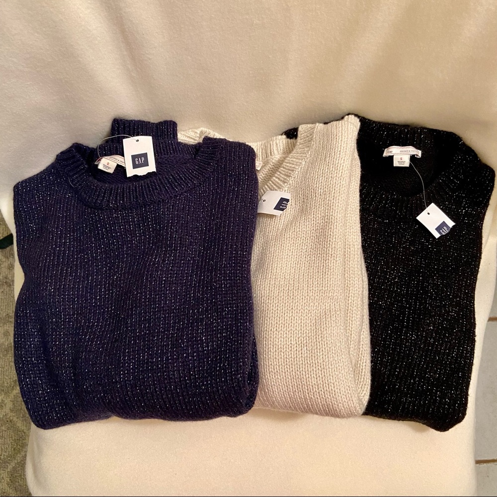 ✨NWT GAP Metallic Crewneck Sweater Bundle (3)